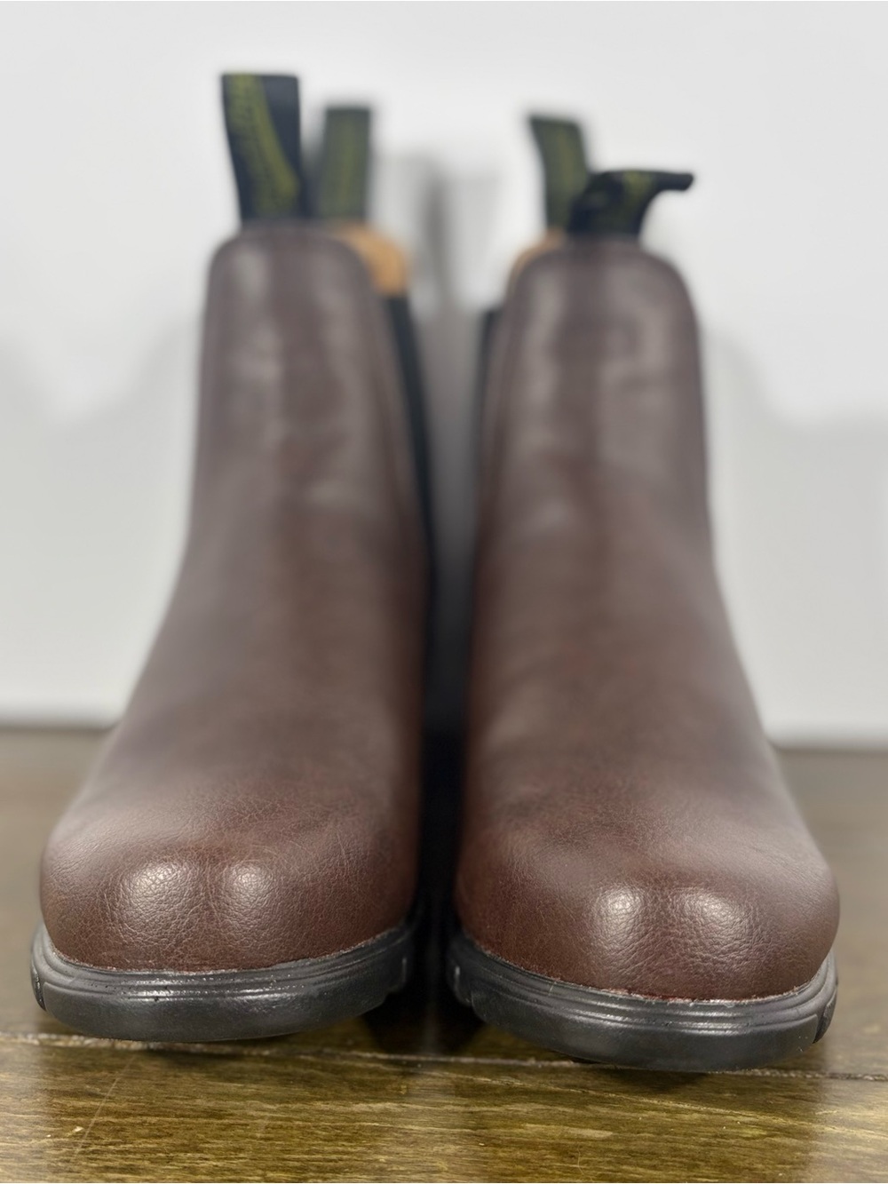 Blundstone Women’s Originals Vegan Boots in Brown Size 7 - Picture 2 of 8